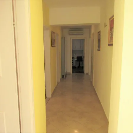 Cozy Apartment Lenny Split Exterior photo